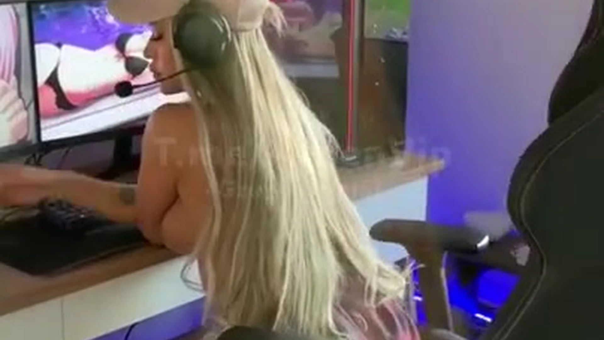 cute Lingerine Agusanon boobs