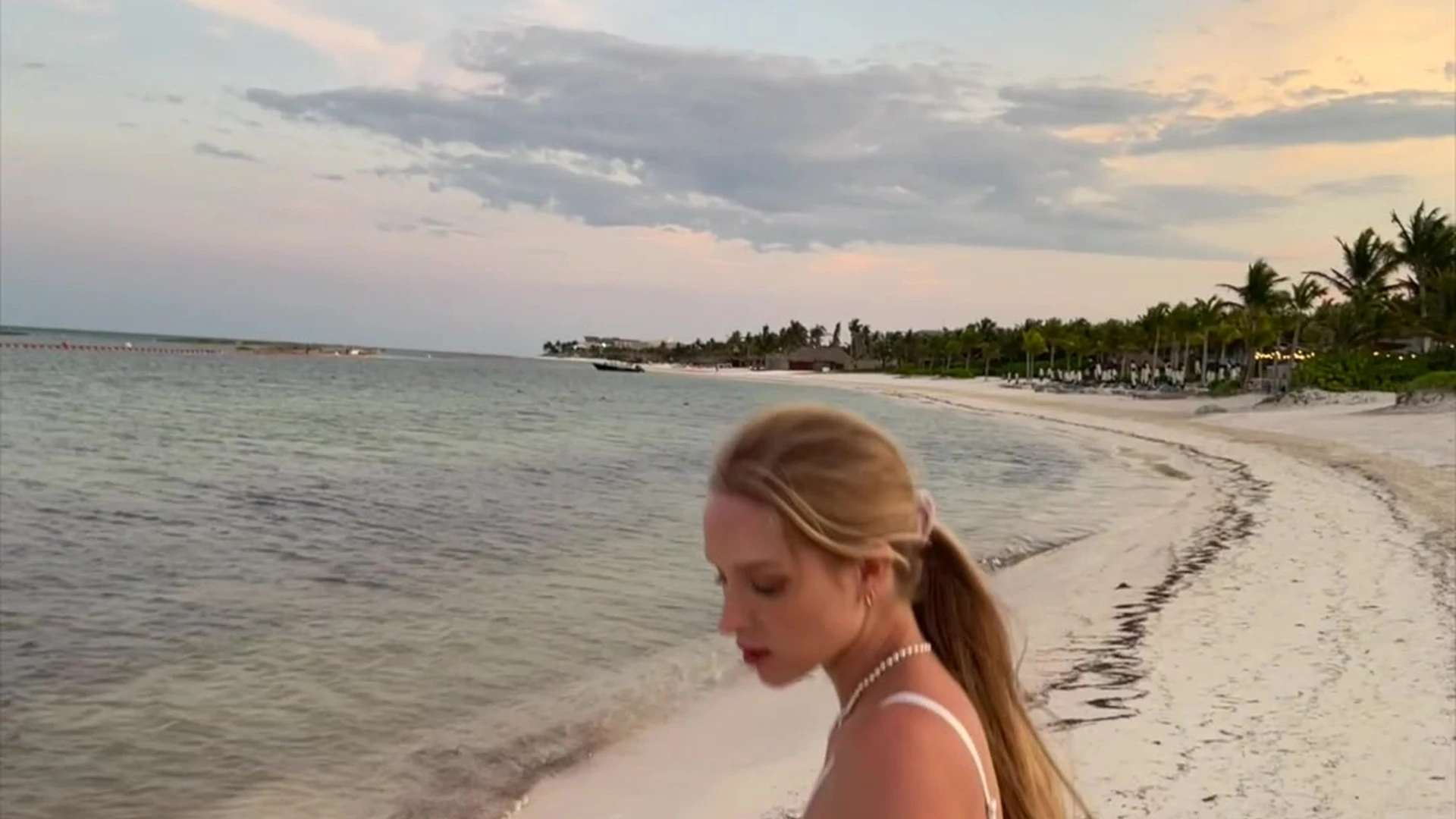 Sexy Caroline Zalog erome Sensational