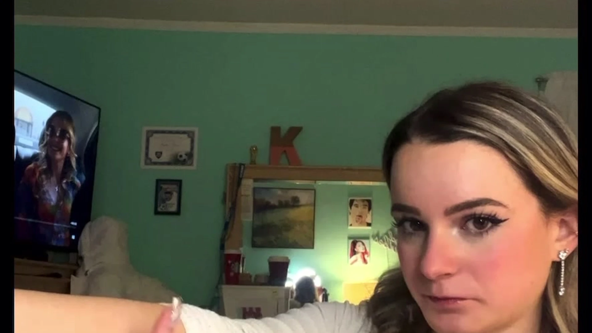 Angelic Sexy Kaitlyn Krems leaked tits pic
