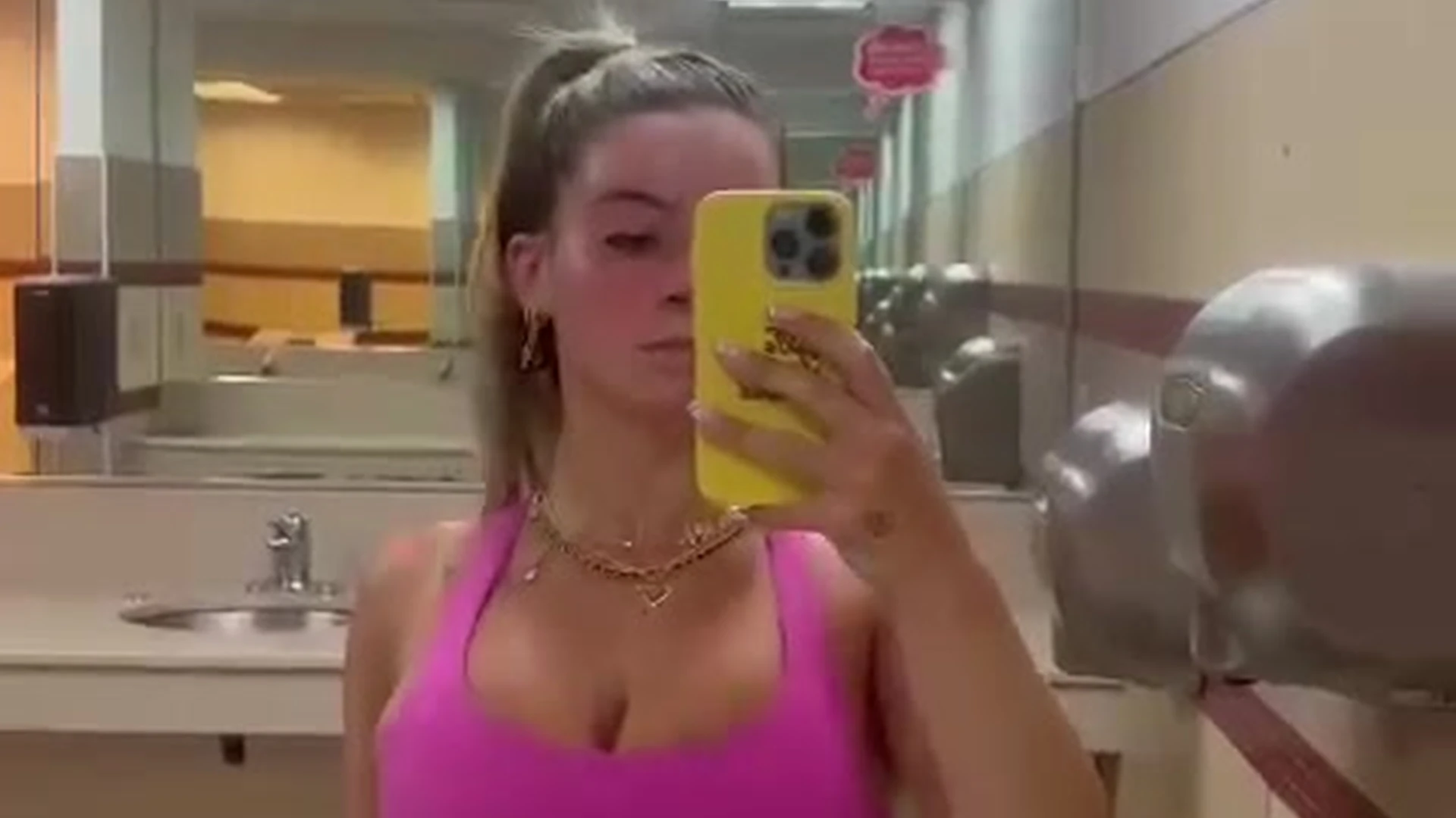 shy sucking Sexy Kaitlyn Krems solo