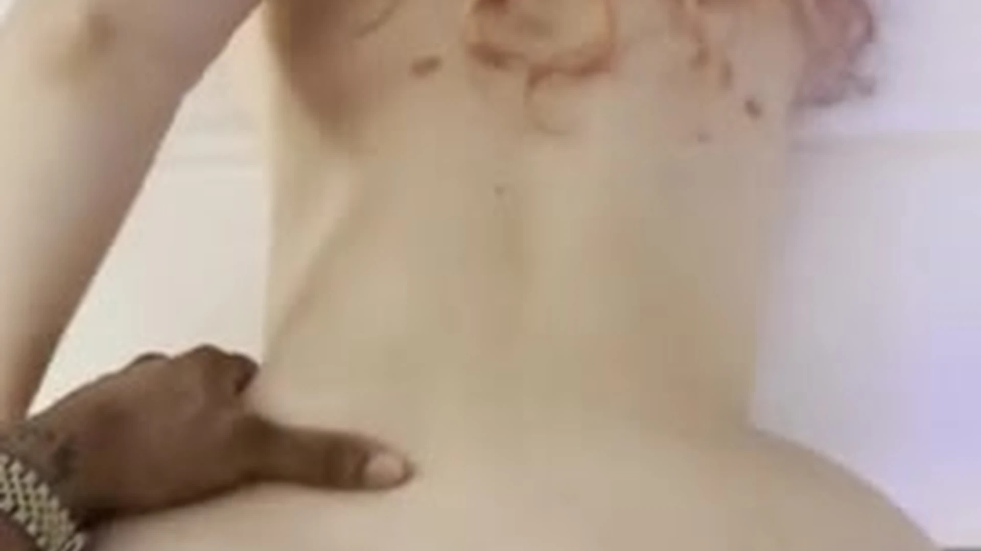 Exposed Dazzling  Wore WoeAlexandra fapello video full