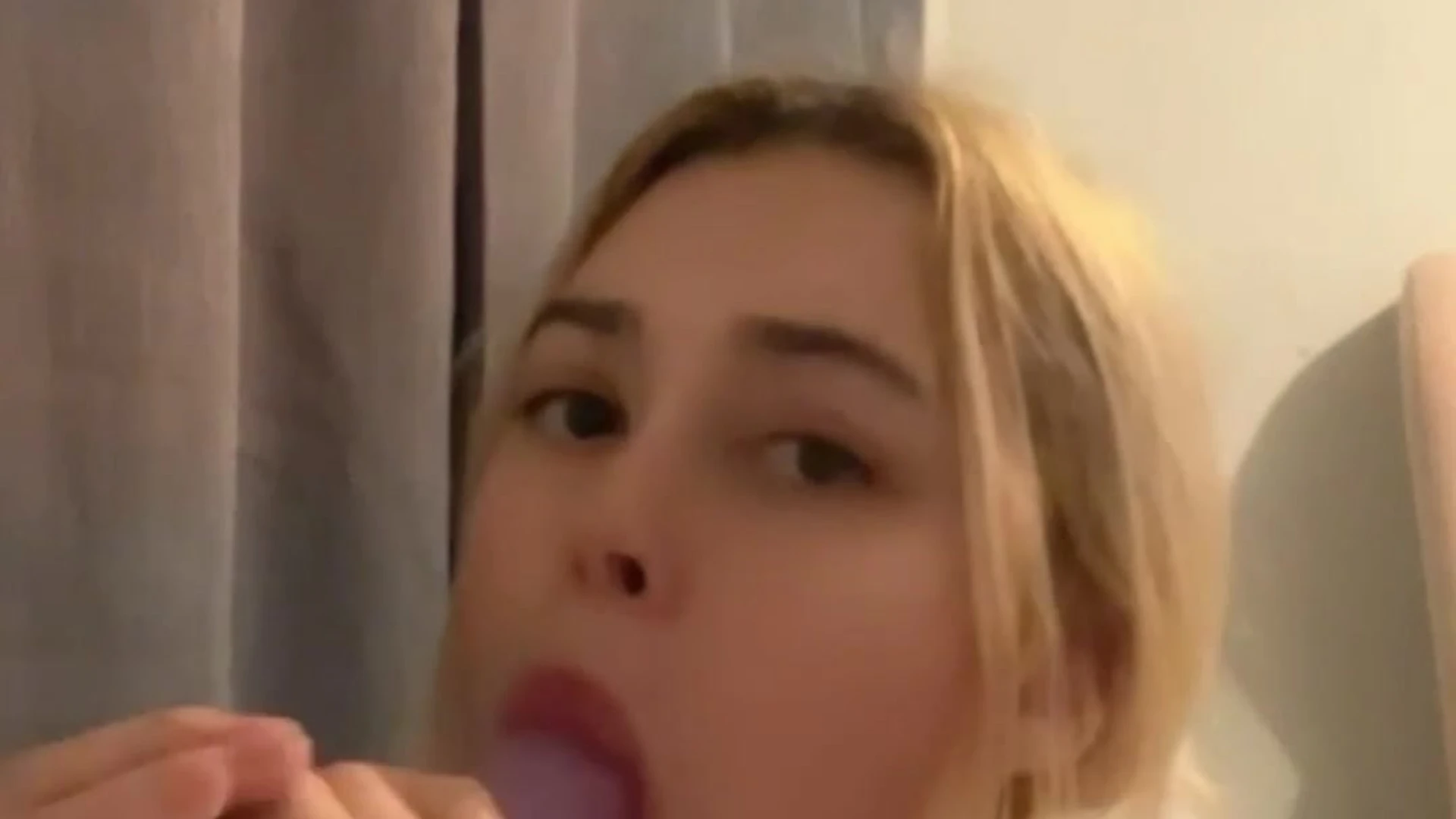 Horny Bree Louise nude porn leak