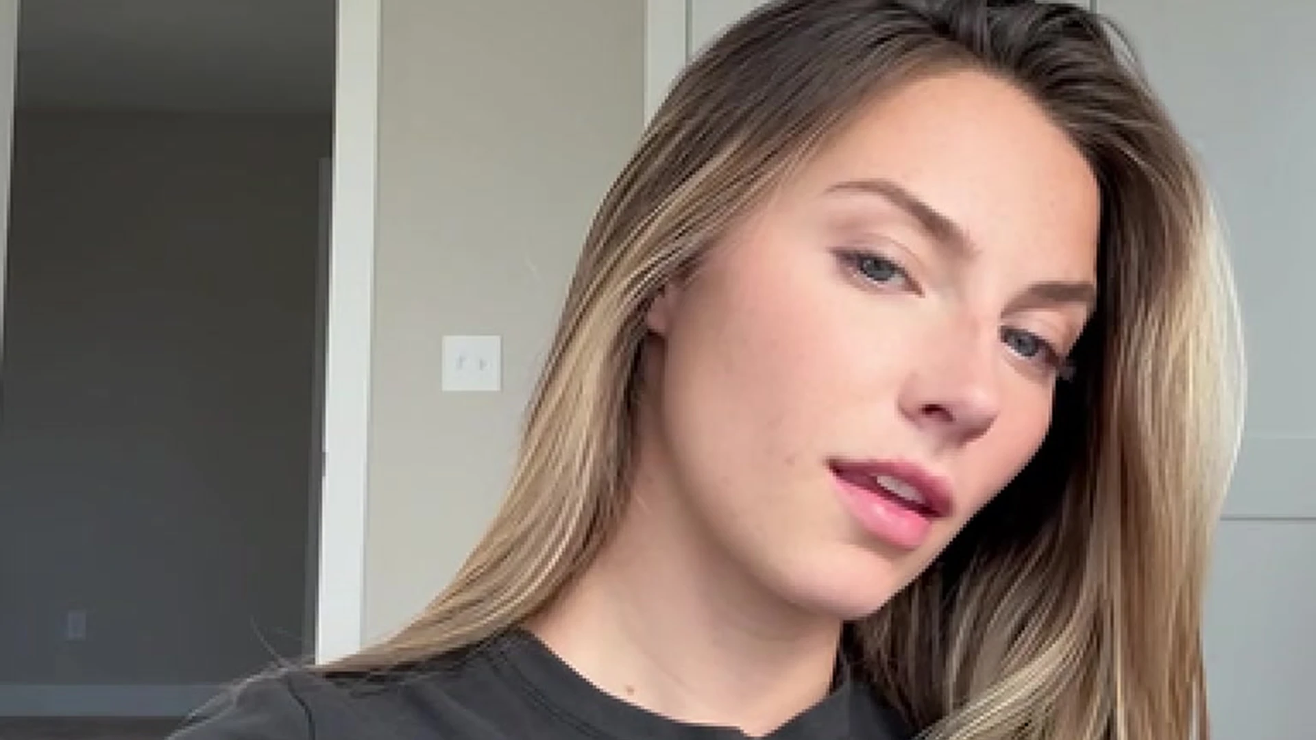 Epic Amicable Brunette Skylar blue leak pic VIDFULL
