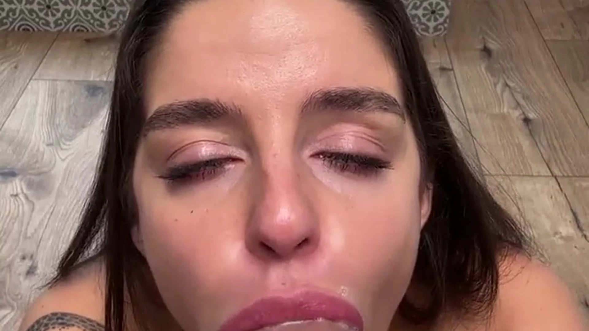 slut sucking Petite Sonya Jess joi
