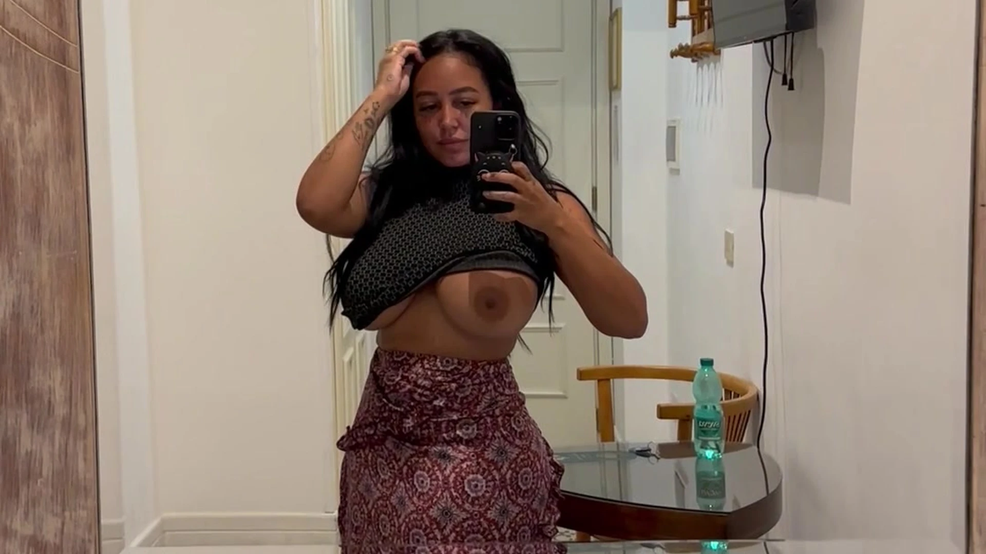 Sensational Huge Tits Emily Cheree leak